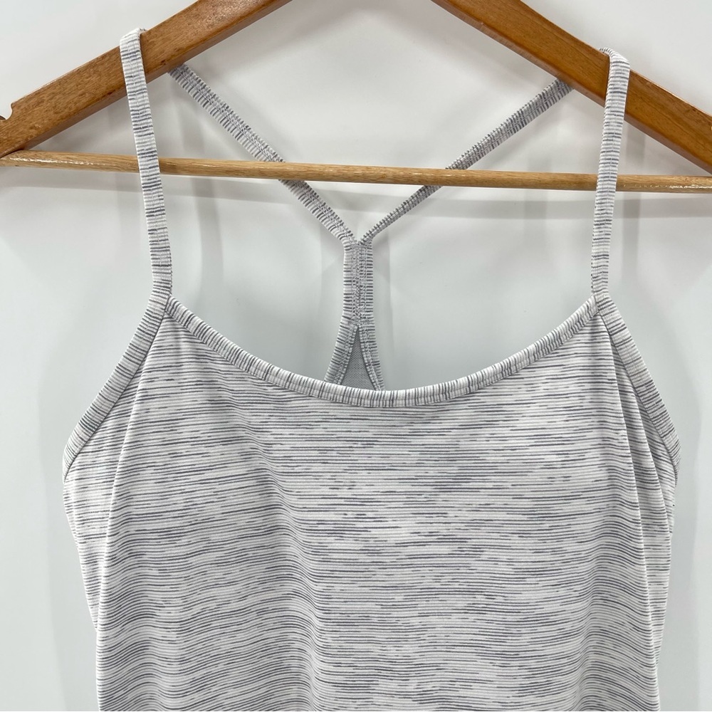 Lululemon Power Pose Tank in Wee Are From Space Ice Grey Alpine White Size 10 - Picture 3 of 13